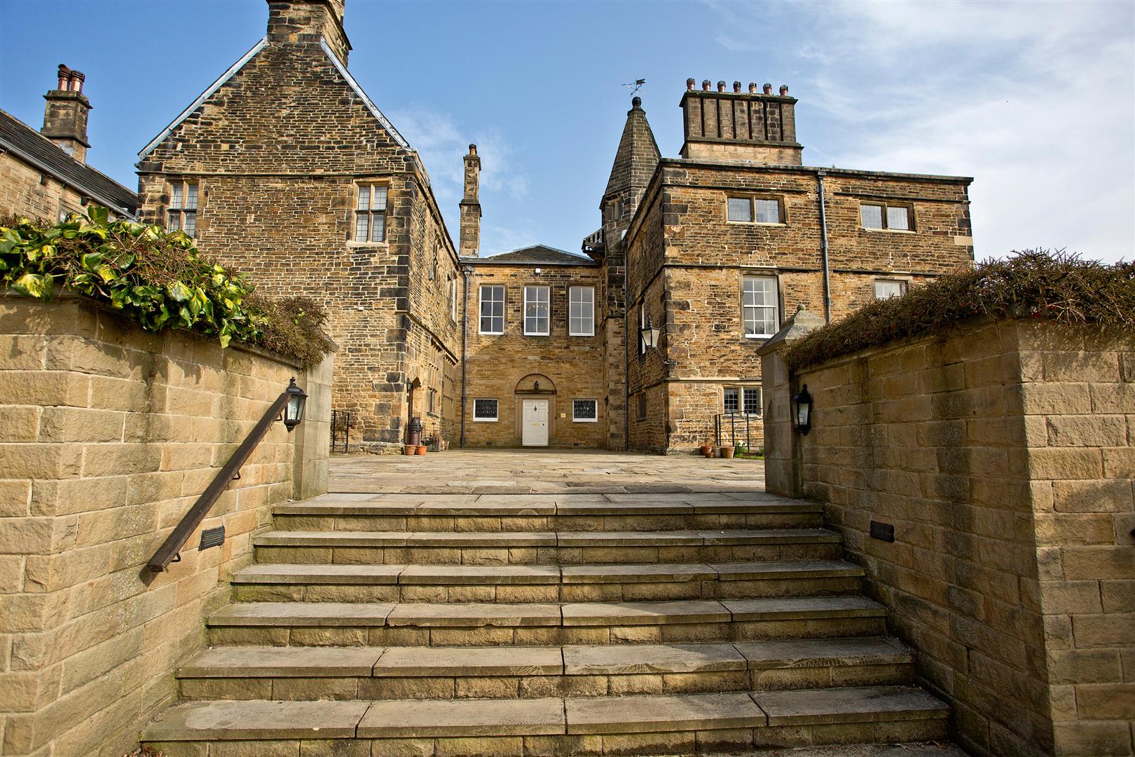 Carr House, Kirklees Hall, HD6 4HD